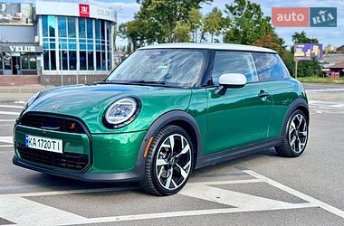 Хэтчбек MINI Cooper 2024 в Киеве Хэтчбек MINI Cooper 2024 в Киеве