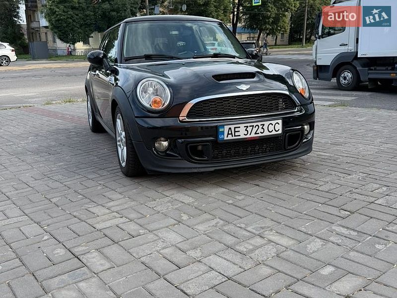 Хэтчбек MINI Cooper 2012 в Днепре