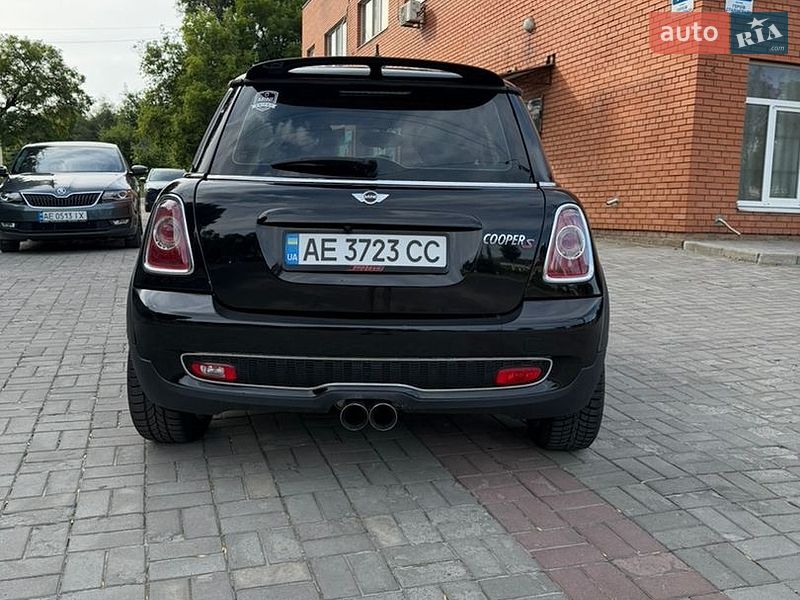 Хэтчбек MINI Cooper 2012 в Днепре
