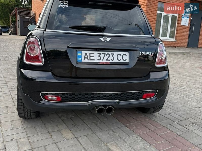 Хэтчбек MINI Cooper 2012 в Днепре