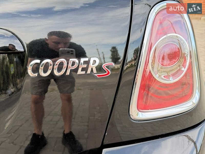 Хэтчбек MINI Cooper 2012 в Днепре