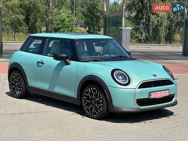 Хэтчбек MINI Cooper 2024 в Киеве