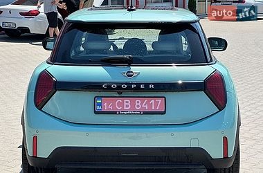 Хэтчбек MINI Cooper 2024 в Киеве