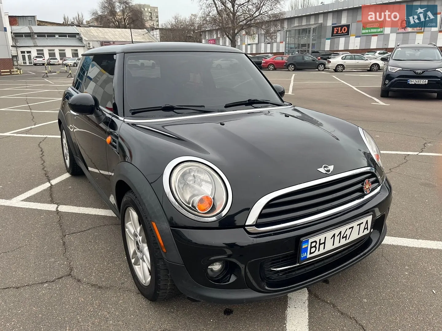 2011 MINI Cooper - мініатюра 2