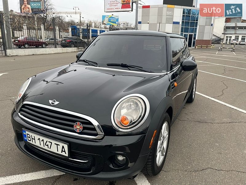 Хэтчбек MINI Cooper 2011 в Киеве