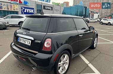 Хэтчбек MINI Cooper 2011 в Киеве