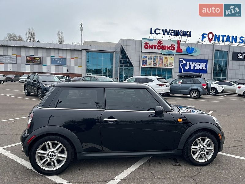 Хэтчбек MINI Cooper 2011 в Киеве