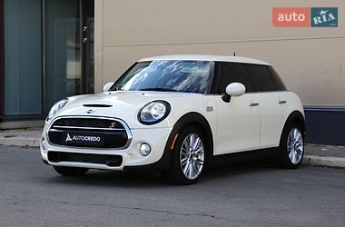 Хэтчбек MINI Cooper 2018 в Киеве