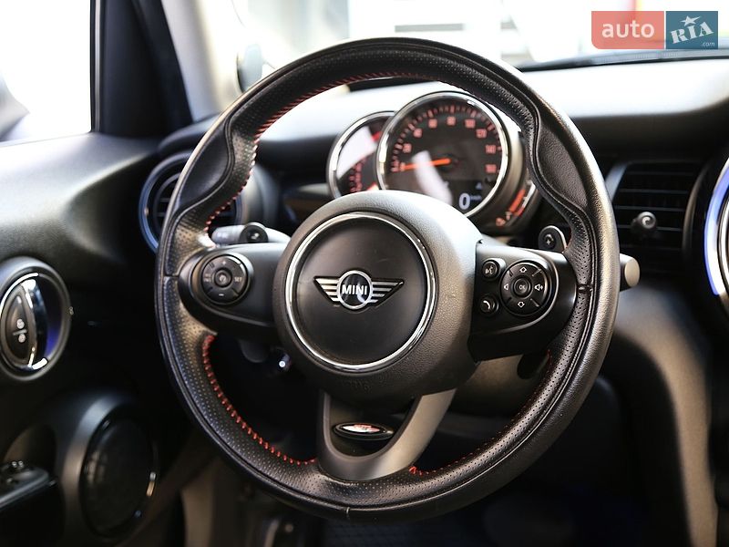 Хетчбек MINI Cooper 2018 в Києві фото 16 Хетчбек MINI Cooper 2018 в Києві
