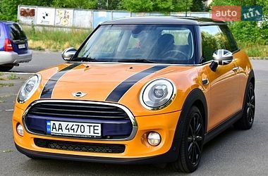 Хэтчбек MINI Cooper 2017 в Киеве