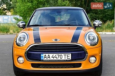 Хэтчбек MINI Cooper 2017 в Киеве
