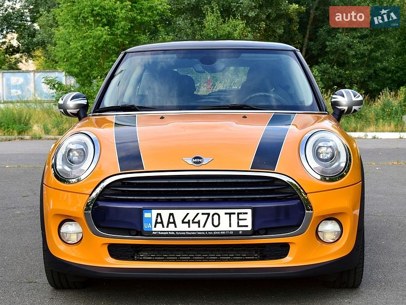 Хэтчбек MINI Cooper 2017 в Киеве