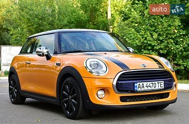 Хэтчбек MINI Cooper 2017 в Киеве