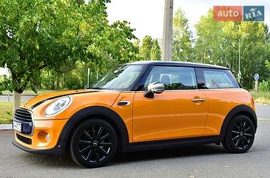 Хетчбек MINI Cooper 2017 в Києві