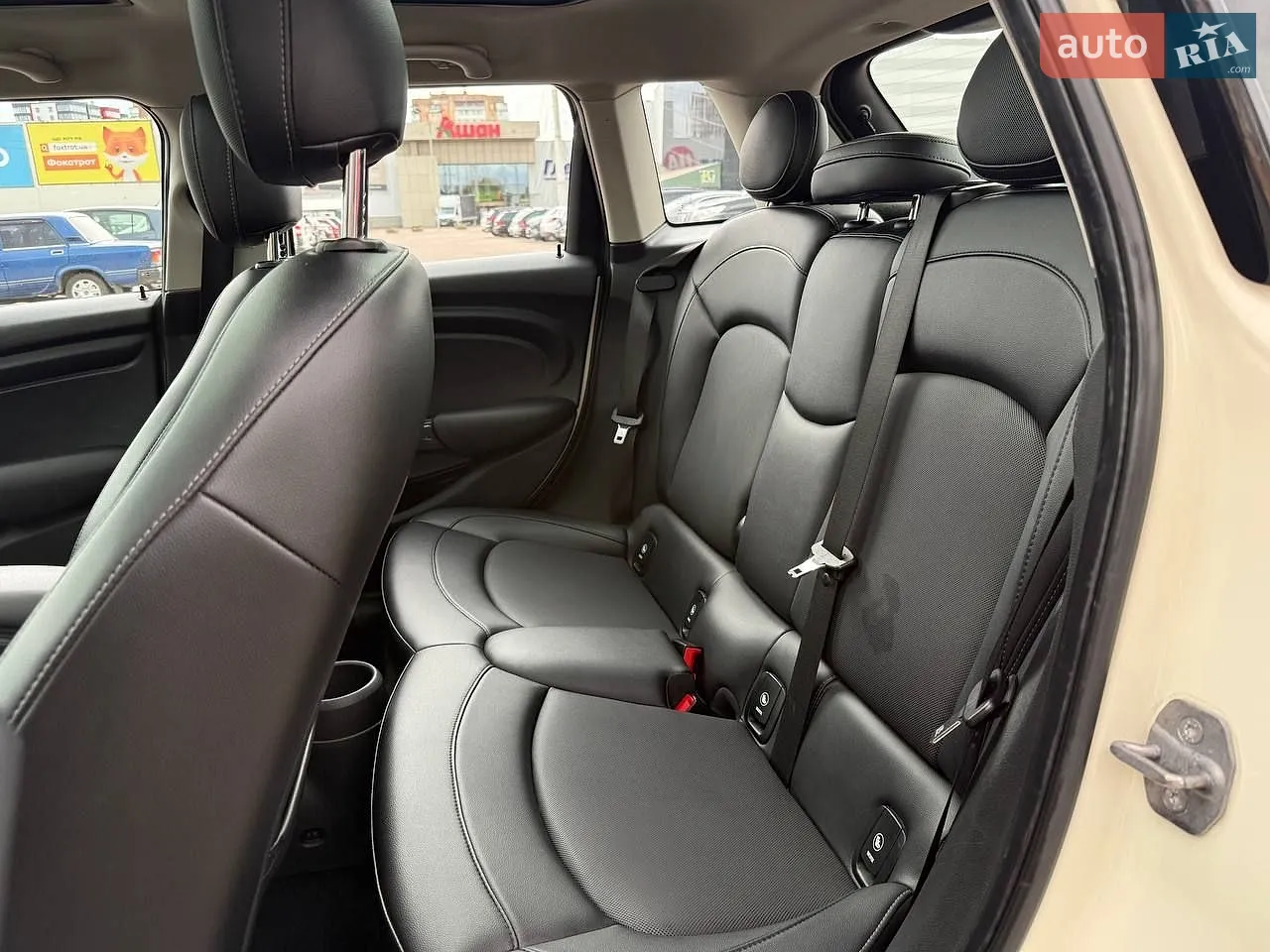 2014 MINI Cooper - мініатюра 11
