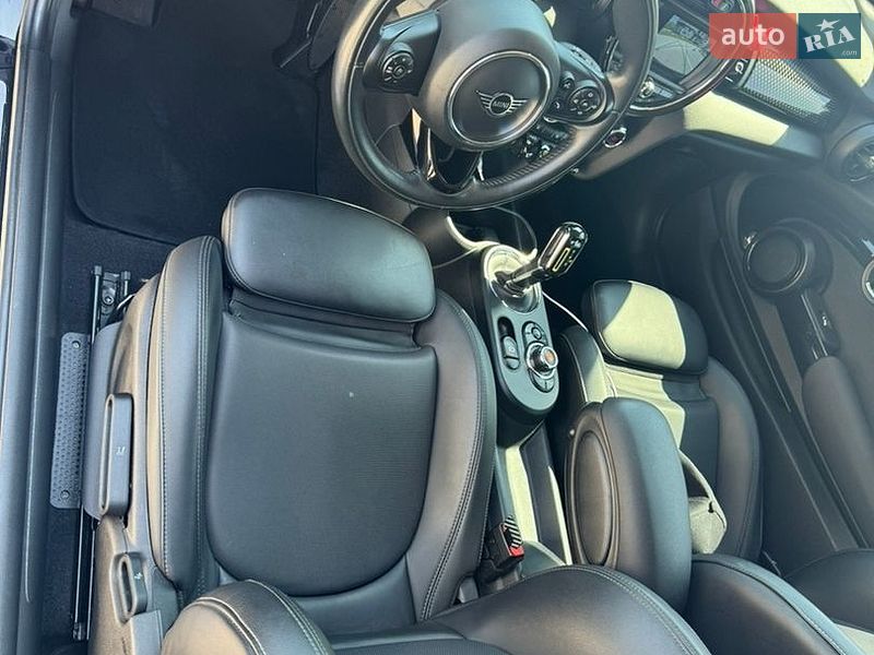 Хэтчбек MINI Cooper 2020 в Тернополе