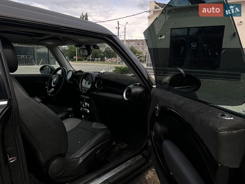 Хэтчбек MINI Cooper 2010 в Николаеве