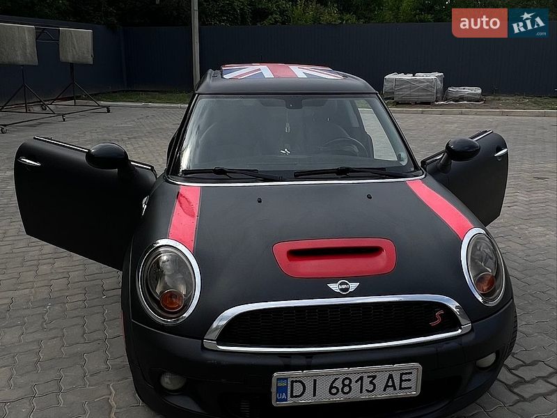 Хэтчбек MINI Cooper 2010 в Николаеве
