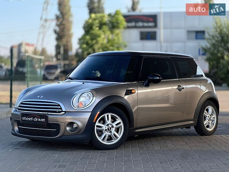 MINI Cooper 2011