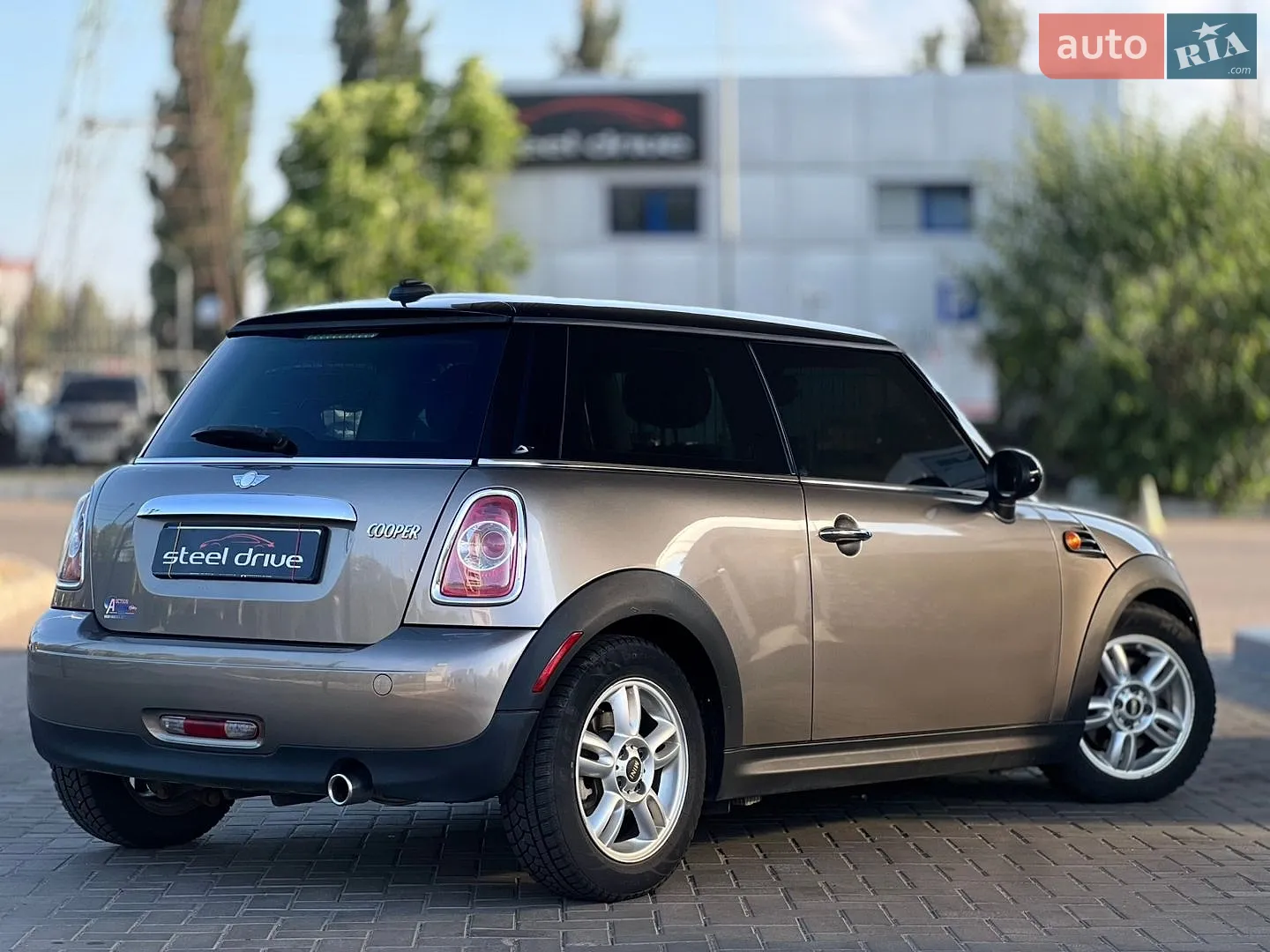2011 MINI Cooper - мініатюра 7