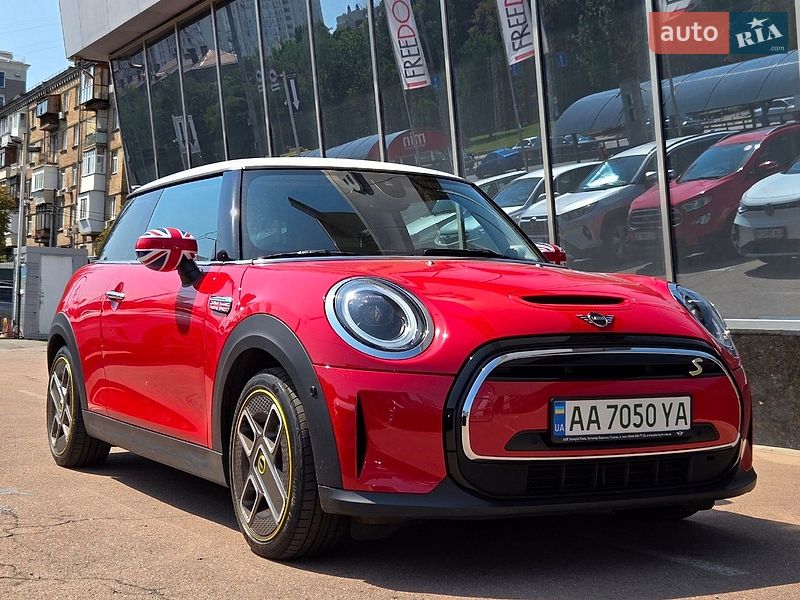 MINI Cooper 2023