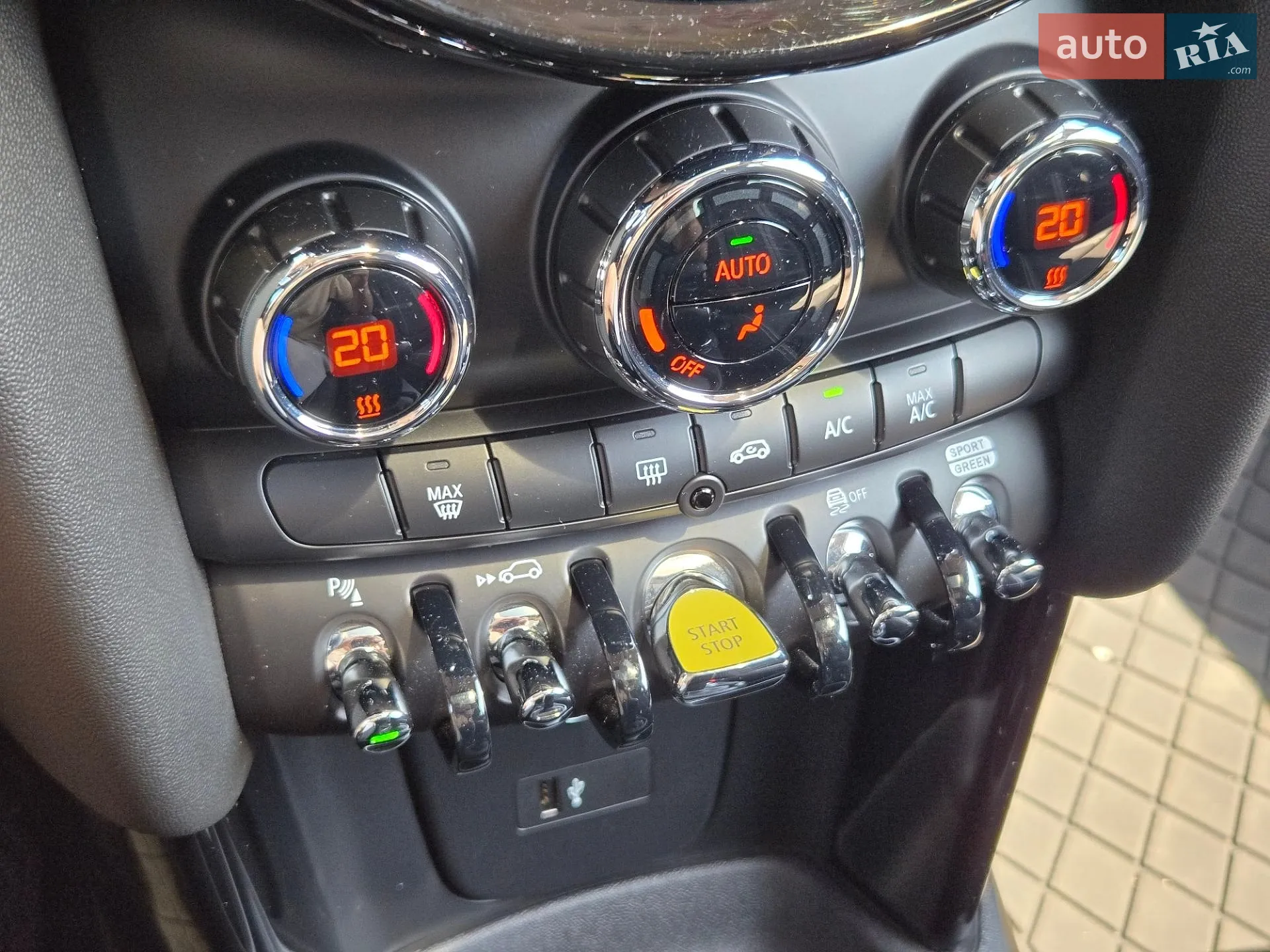 2023 MINI Cooper - мініатюра 27