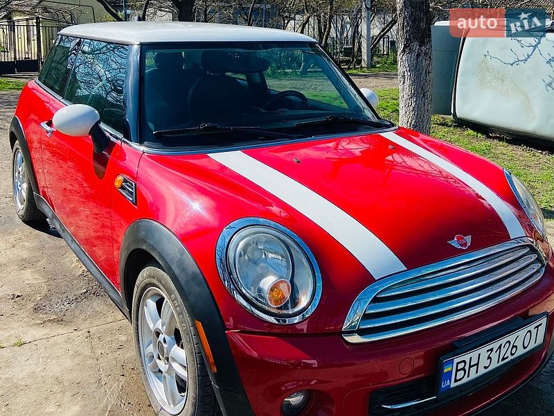 MINI Cooper 2010