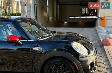 Хэтчбек MINI Cooper 2014 в Киеве