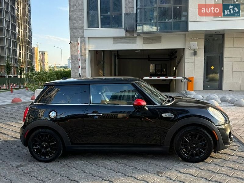 Хэтчбек MINI Cooper 2014 в Киеве