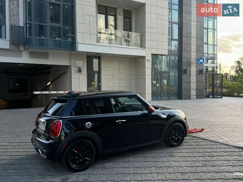 Хэтчбек MINI Cooper 2014 в Киеве