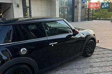 Хэтчбек MINI Cooper 2014 в Киеве