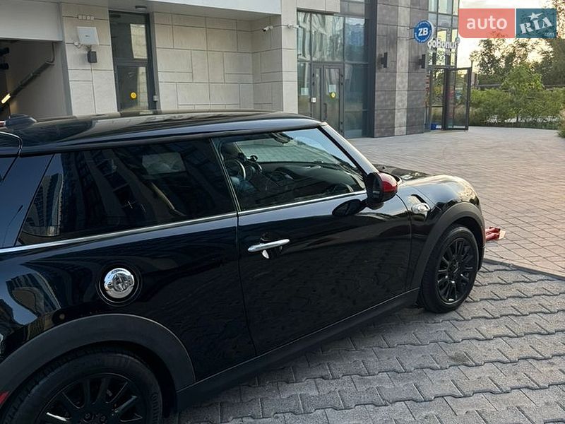 Хэтчбек MINI Cooper 2014 в Киеве