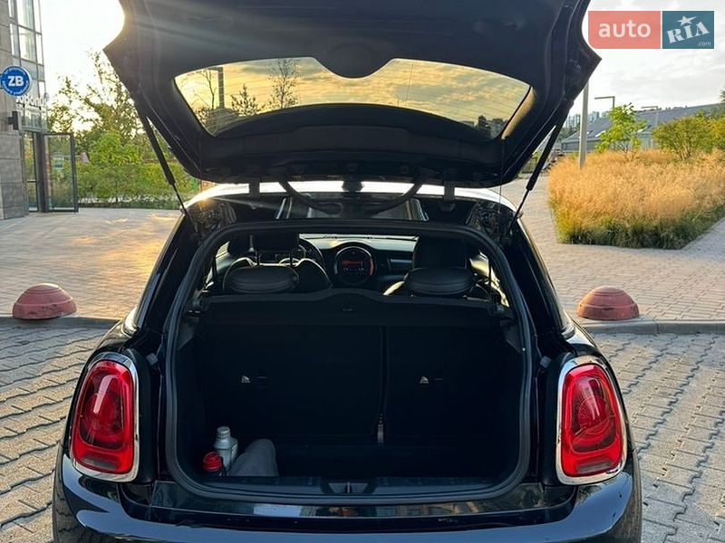Хэтчбек MINI Cooper 2014 в Киеве