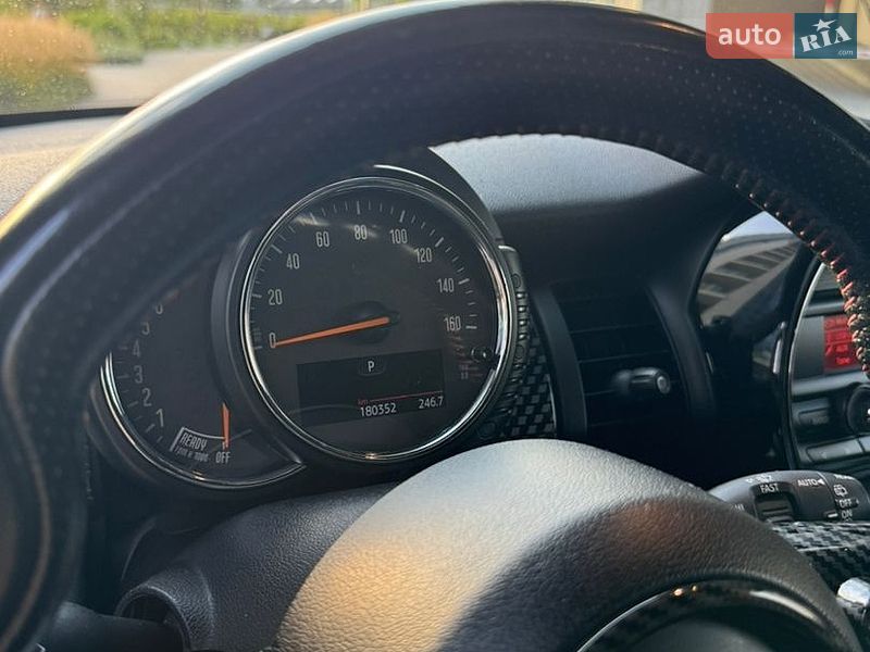 Хэтчбек MINI Cooper 2014 в Киеве