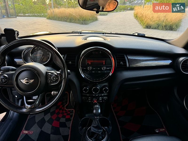 Хэтчбек MINI Cooper 2014 в Киеве