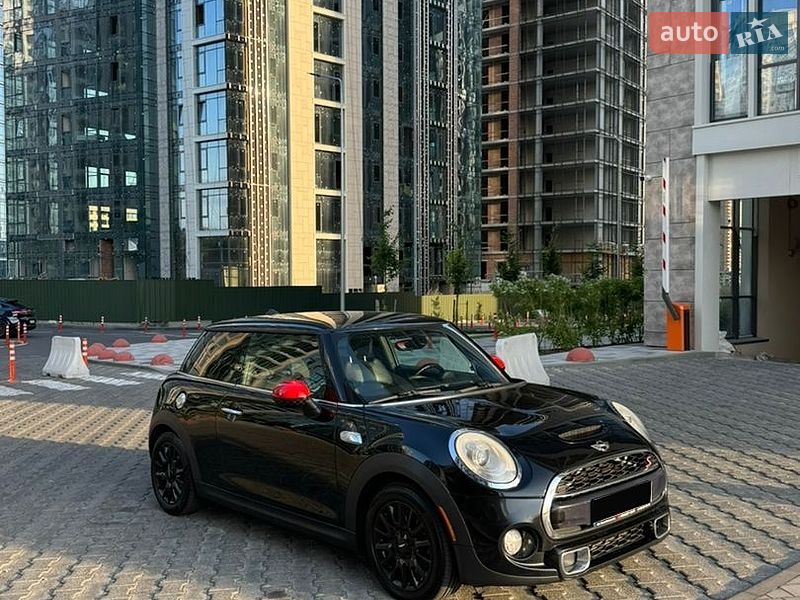 Хэтчбек MINI Cooper 2014 в Киеве