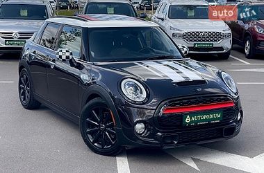 Хетчбек MINI Cooper 2015 в Києві