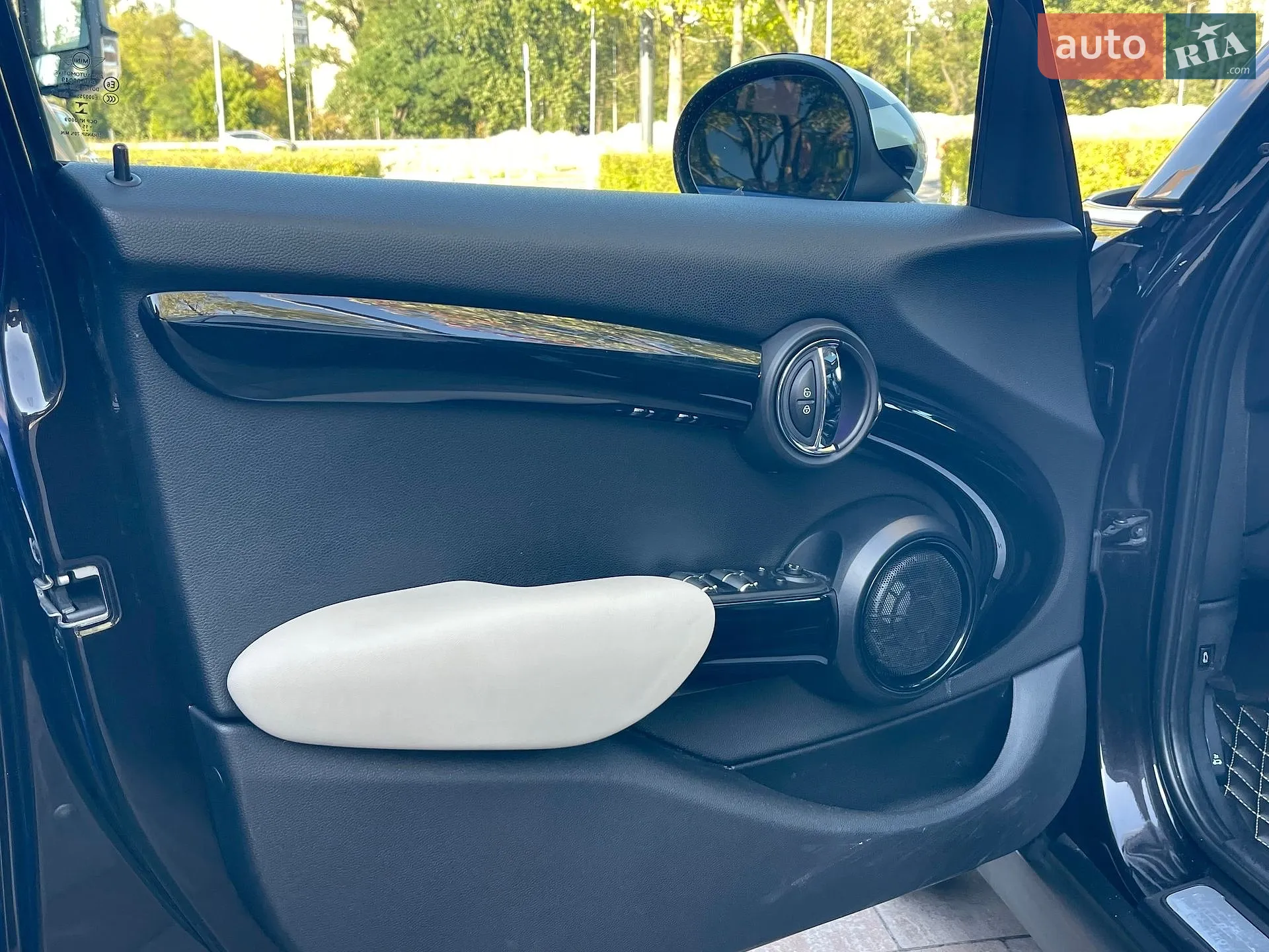 2015 MINI Cooper - мініатюра 19