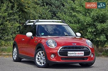 Хетчбек MINI Cooper 2016 в Хмельницькому