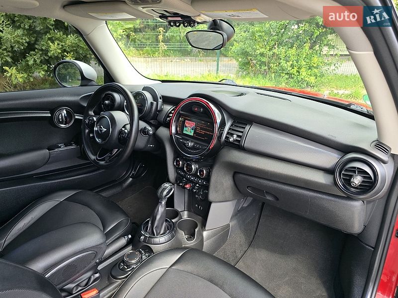 Хетчбек MINI Cooper 2016 в Хмельницькому