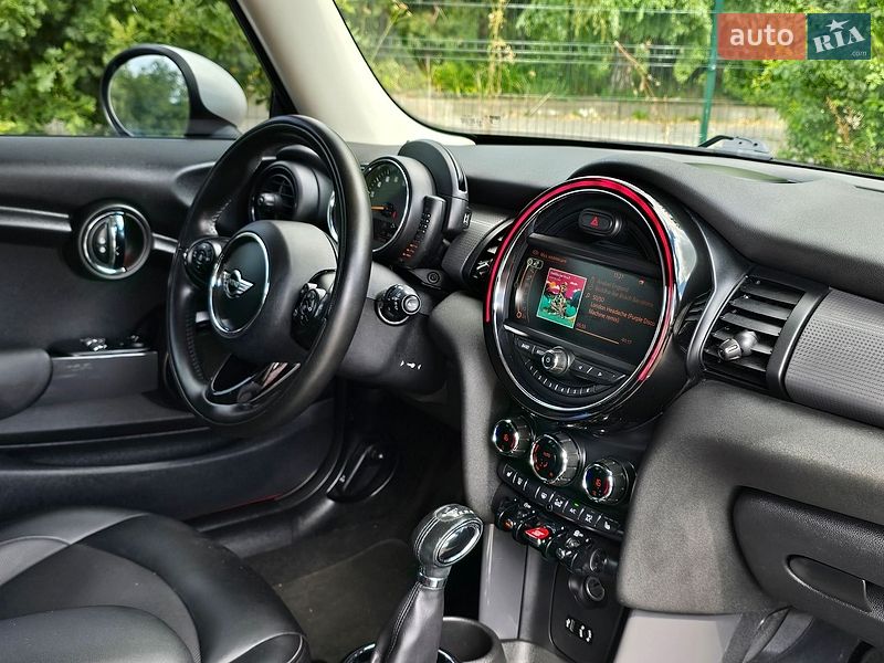 Хетчбек MINI Cooper 2016 в Хмельницькому