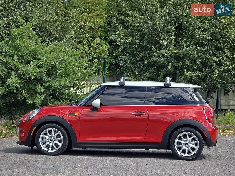 Хетчбек MINI Cooper 2016 в Хмельницькому