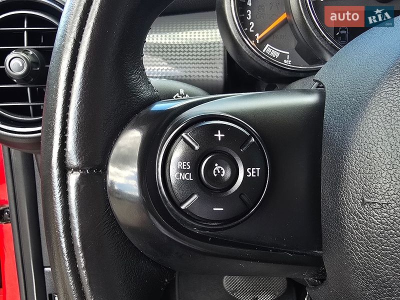 Хетчбек MINI Cooper 2016 в Хмельницькому