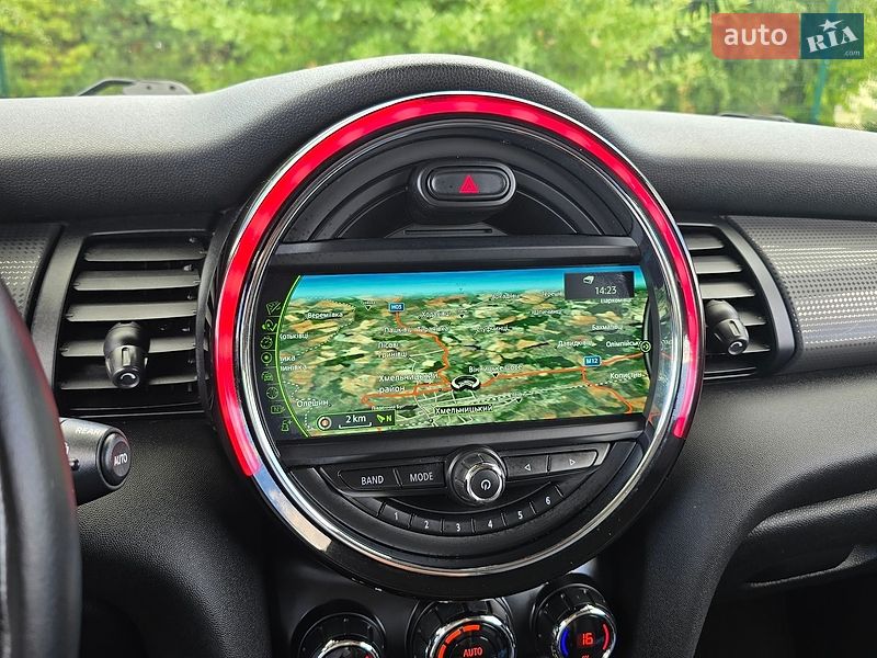 Хетчбек MINI Cooper 2016 в Хмельницькому