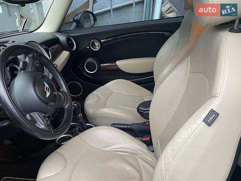 Хэтчбек MINI Cooper 2012 в Киеве