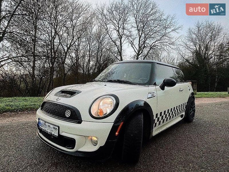 Хэтчбек MINI Cooper 2012 в Киеве