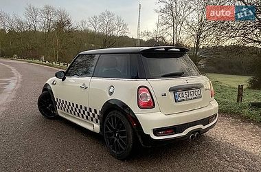 Хэтчбек MINI Cooper 2012 в Киеве