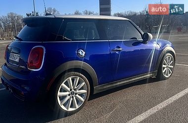 Хэтчбек MINI Cooper 2019 в Киеве