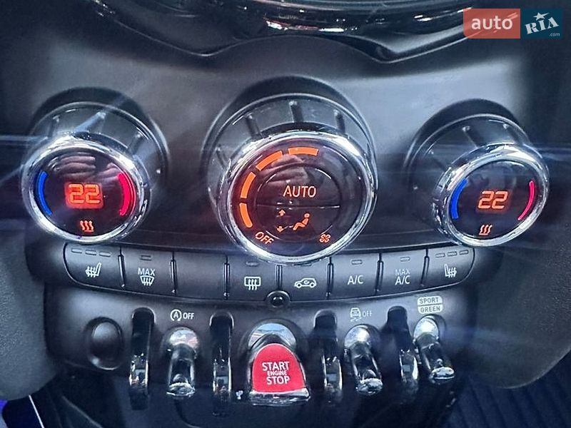 Хэтчбек MINI Cooper 2019 в Киеве