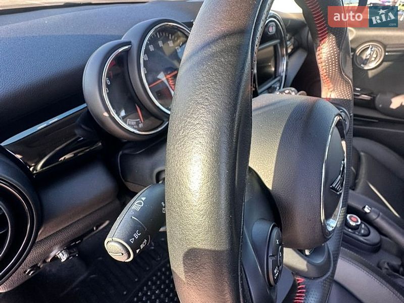 Хэтчбек MINI Cooper 2019 в Киеве